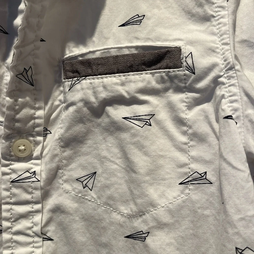 Gymboree Boy’s Button Down Oxford Shirt Paper Airplanes Size 3T